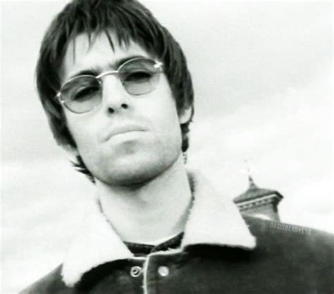 liam gallagher glasses supersonic